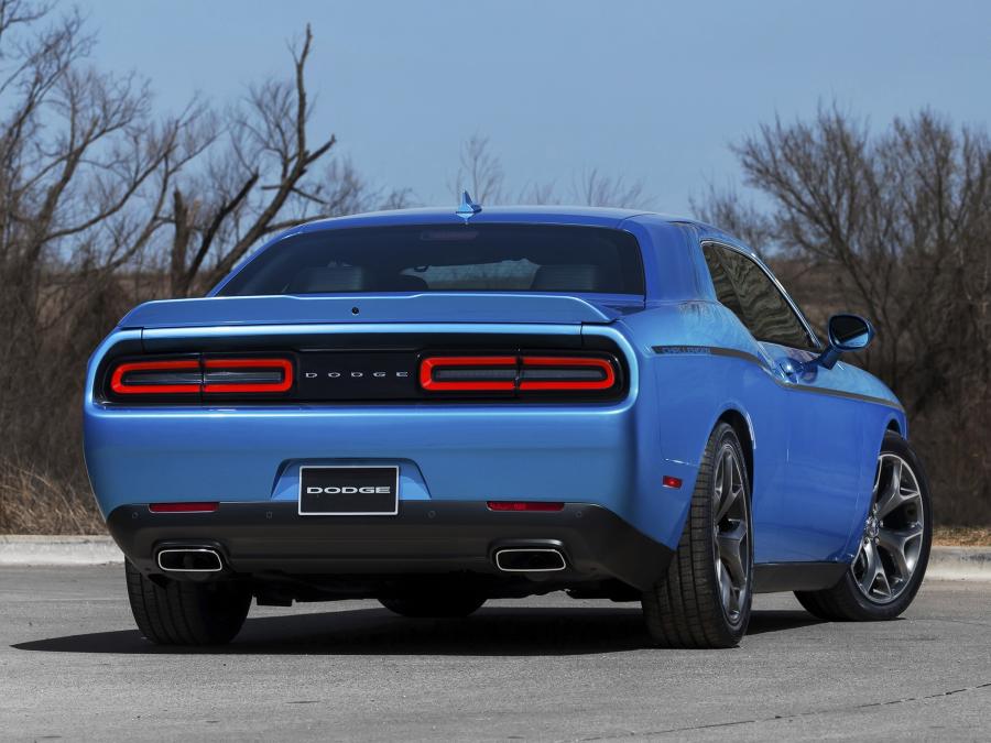  Dodge Challenger SXT 2015 года  (фото 42 из 59)